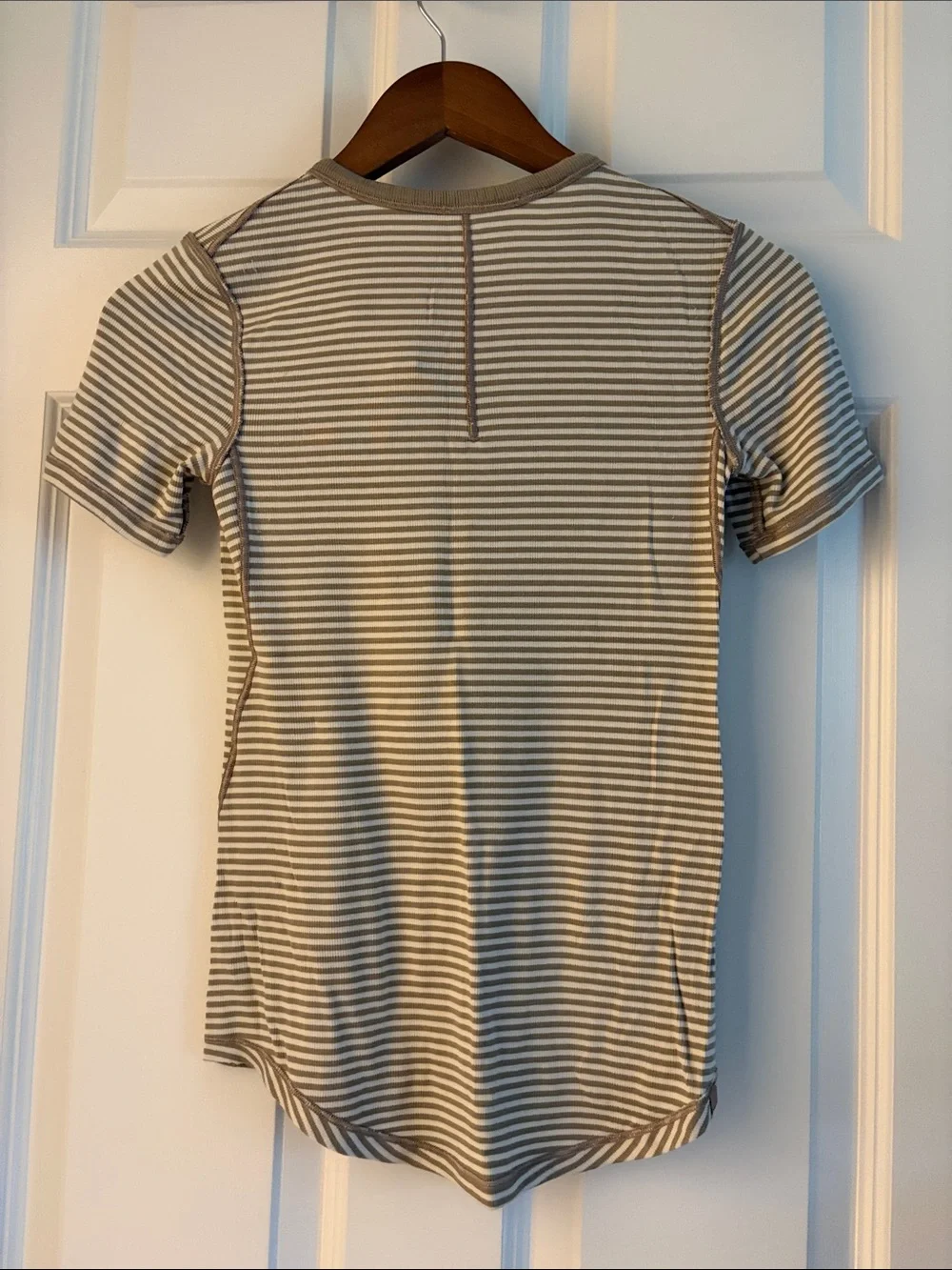NWOT-Lululemon Short Sleeve Striped Tee in Beige & White